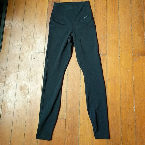 Nike black legend fit leggings xs